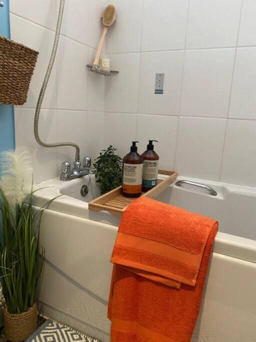 Salcombe View Apartment Кингсбридж Екстериор снимка